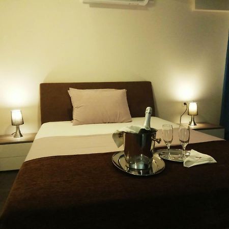 Athens 140 Apartment Bagian luar foto