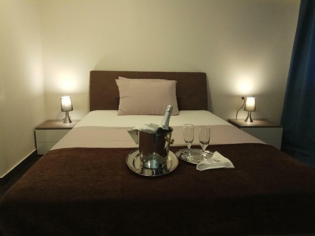 Athens 140 Apartment Bagian luar foto