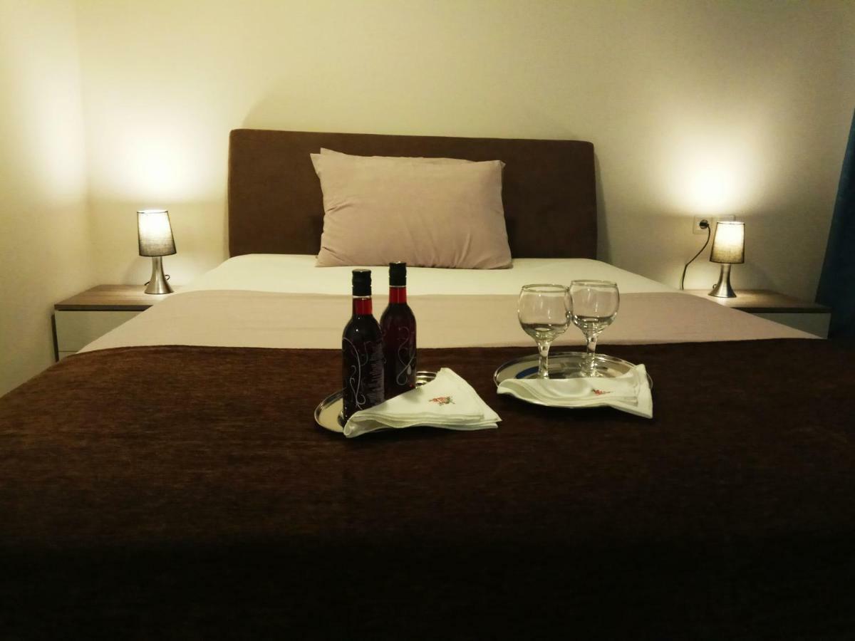 Athens 140 Apartment Bagian luar foto