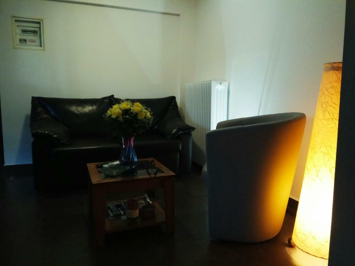 Athens 140 Apartment Bagian luar foto